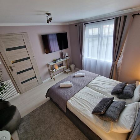R&J Guesthouse Room Grindavík Buitenkant foto